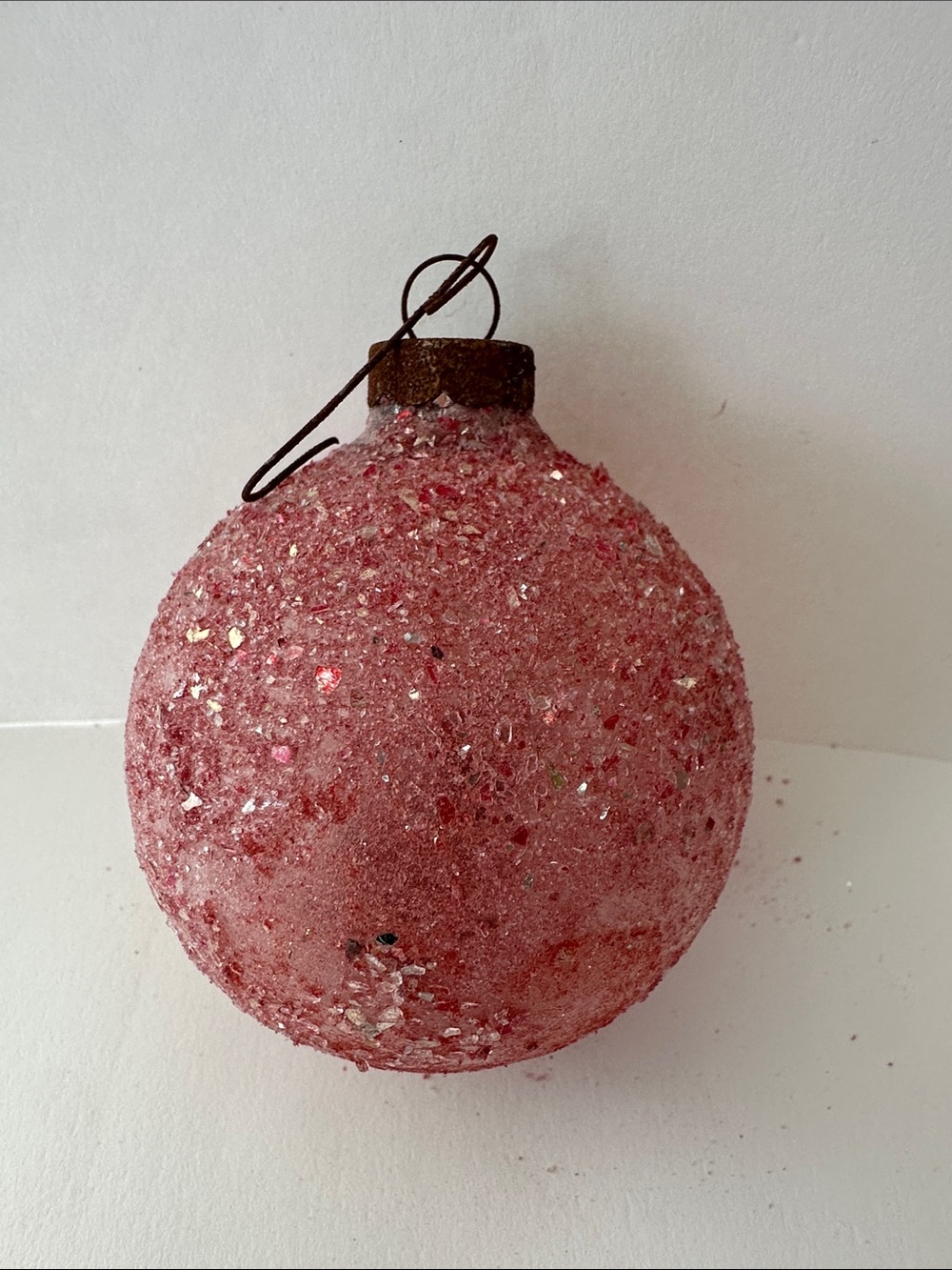 VINTAGE UNSILVERED MICA BALL GLITTERED "SHINY BRITE" 3”